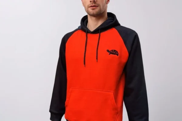 How to Choose the Best Hoodie Manufacturer for Your Business Needs